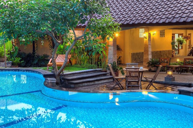 Maharani pensión Yogyakarta Exterior foto